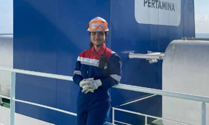 pelaut perempuan