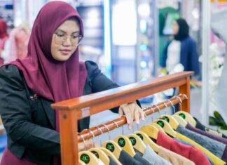 LinkUMKM BRI Dorong Pengusaha Perempuan Naik Kelas, JJC Rumah Jahit Berhasil Kembangkan Fesyen Wastra Eksklusif JJC Rumah Jahit