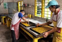 Dari Dapur Sederhana, Perempuan Tangguh Ini Sukses Kembangkan Usaha Kue dan Banjir Pesanan Berkat Dukungan BRI BRI