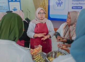 Tingkatkan Ketahanan Ekonomi, BRI Peduli Beri Pelatihan Kewirausahaan Bagi Puluhan Purna Pekerja Migran Indonesia di Cirebon pekerja migran Indonesia