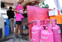 Pertamina Dukung Usaha Mikro dan Kecil di Jakarta Fair, Puluhan Pedagang Kuliner Terima Bright Gas Bright Gas