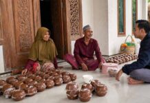 Berkat KUR BRI, UMKM Asal Sumenep ini Sukses Besarkan Usaha Gula Merah Selama Dua Dekade Usaha Gula Merah