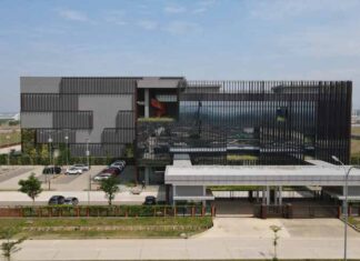 Sinergi Danantara, NeutraDC gandeng PLN Siapkan Ekspansi Hyperscale Data Center NeutraDC