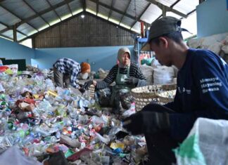 Dari Sampah Menjadi Penghasilan, GO-SARI Gerakkan Ekonomi Sirkular Warga Bantul TPS 3R GO-SARI