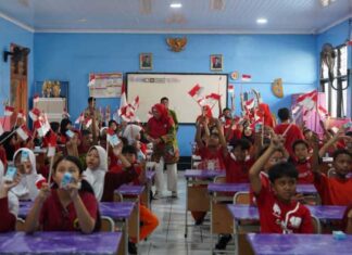 Sambut HUT ke-81 RI, Patra Jasa Salurkan Alat Pendukung Belajar untuk Siswa Patra Jasa