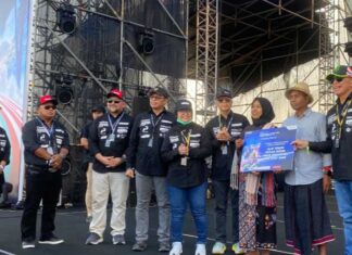 Dukung Pemulihan Ekonomi, Pertamina Bantu Perajin Tenun Desa Adat Sade Kembali Berkarya Desa Adat Sade